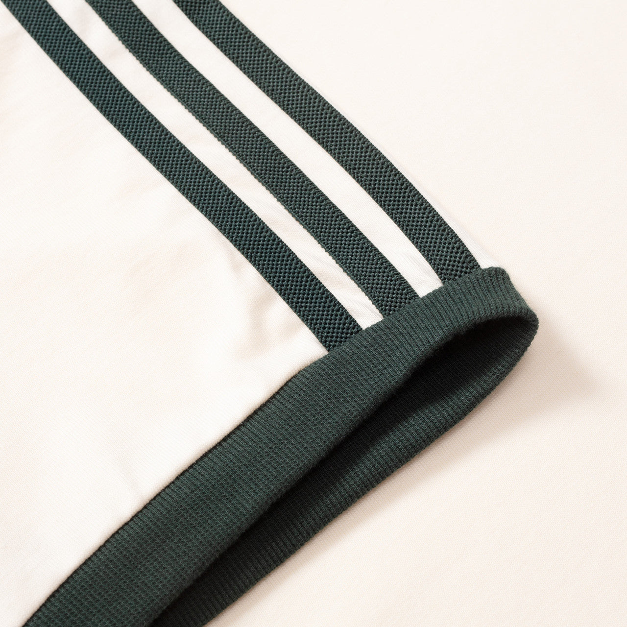 Ringer Tee x SNS | IZ3142